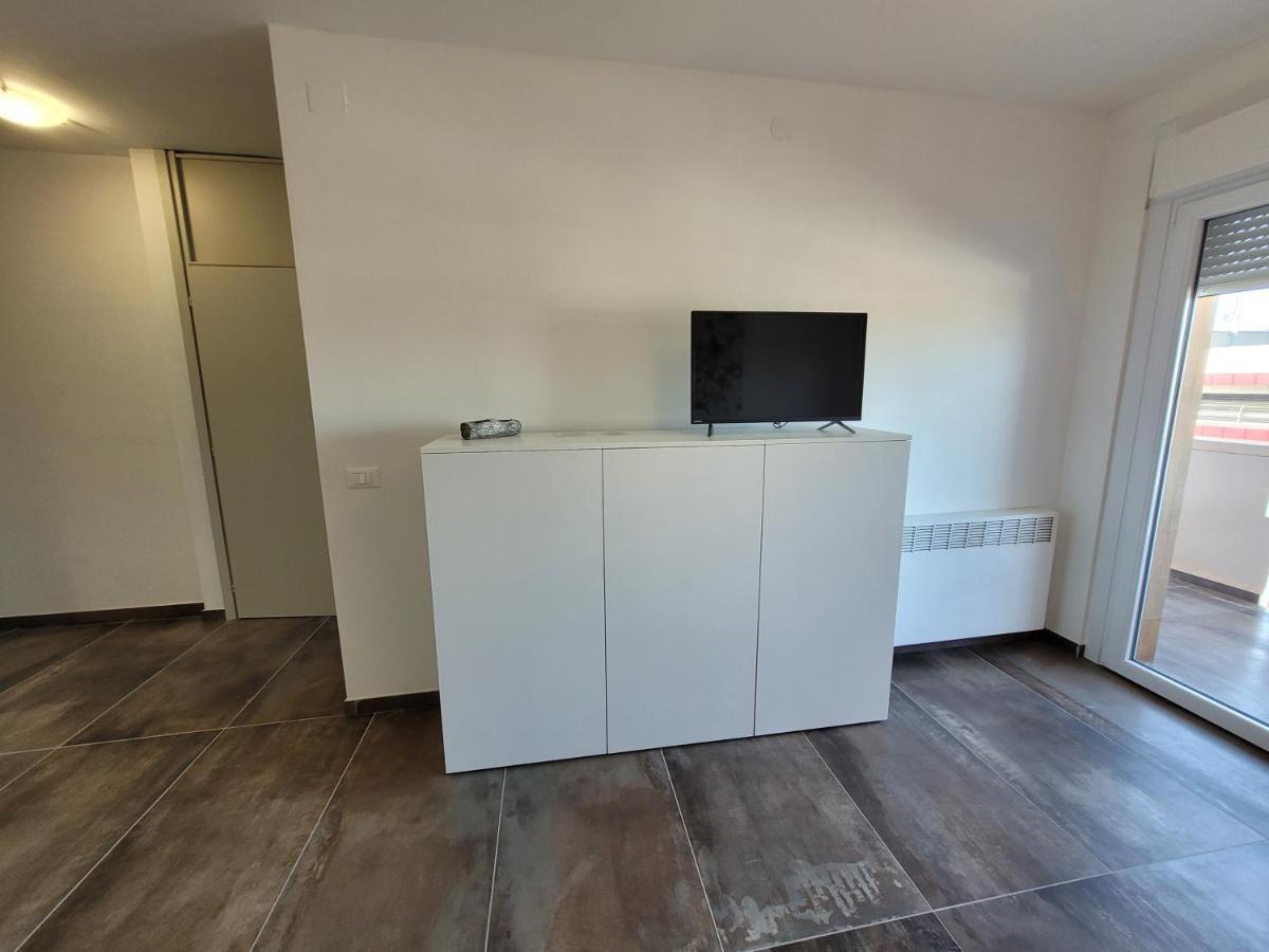 City B Apartment Lignano Sabbiadoro Exterior foto